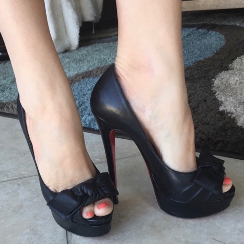Christian Louboutin Platform Pumps ♥️